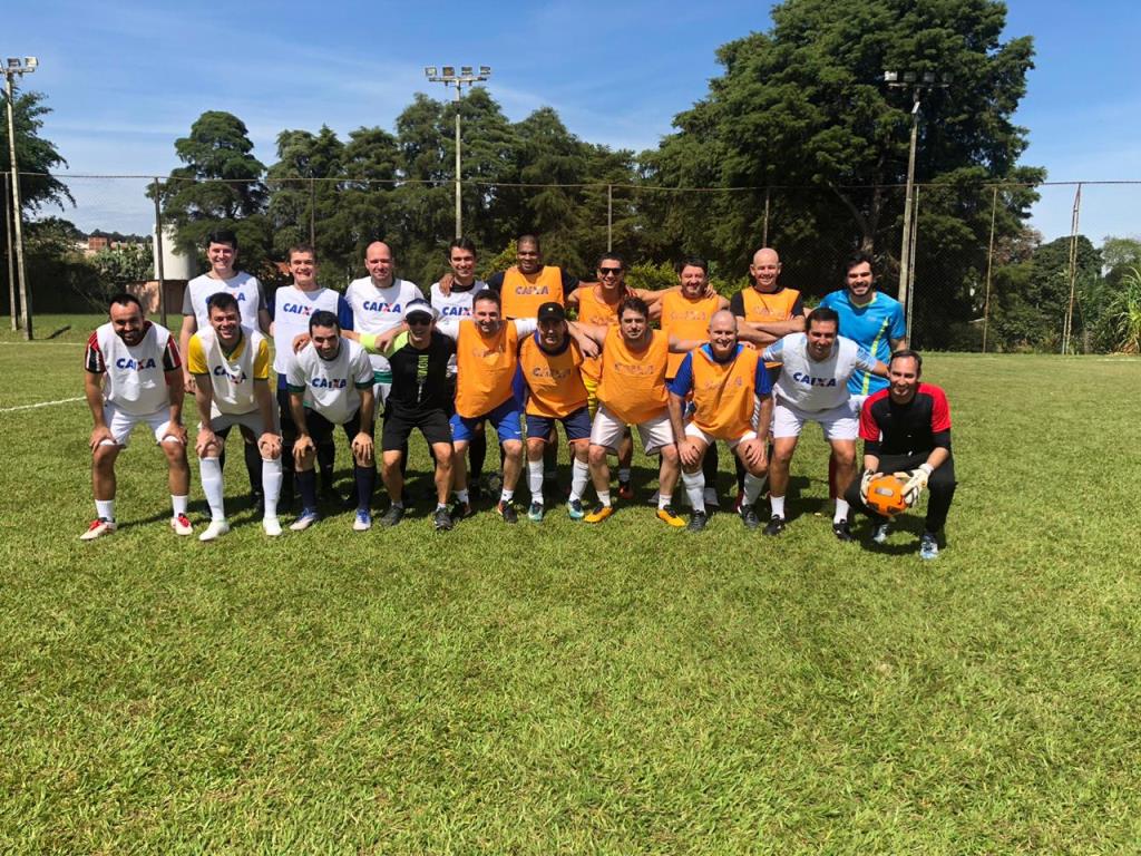 APMP realiza Jogos de Futebol para inauguração de quadra sintética na Sede  de Curitiba - Notícias - APMP